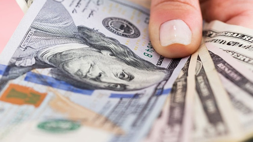 Dolar haftayı 4.60'ın altında kapattı