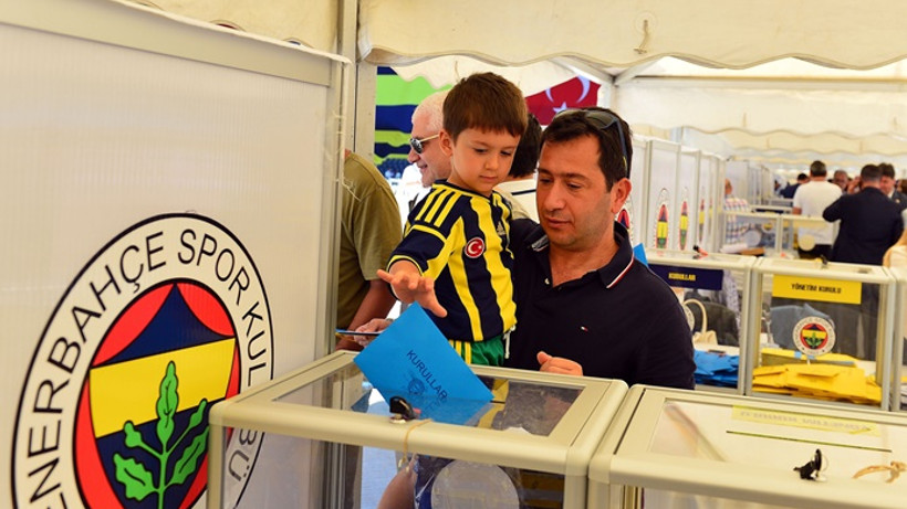 Fenerbahçe kongresinde rekor katılım