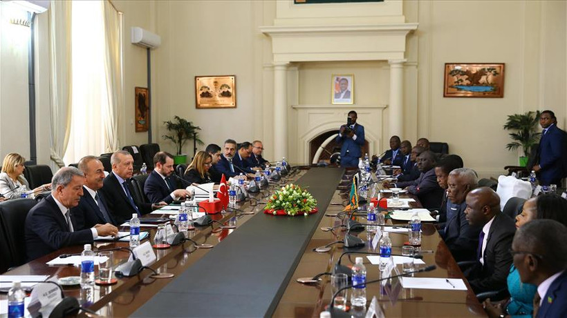 İş dünyası Afrika'daki imajdan memnun