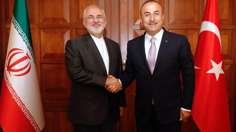 Çavuşoğlu, İranlı mevkidaşı Zarif ile görüştü