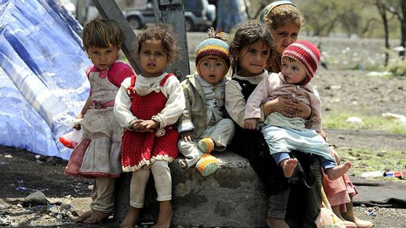 ''Yemen'de insanlar kıtlıktan ot yemeye başladı''