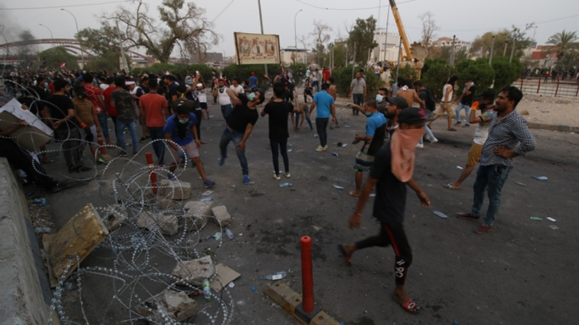 Irak'ın en büyük limanı kapatıldı