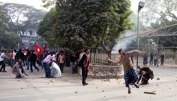 Bangladeş'teki hükümet karşıtı gösteriler - Sayfa 3