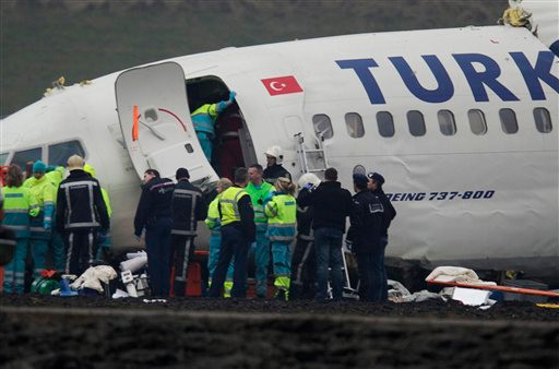 THY uçağı, Amsterdam'da düştü - Sayfa 1