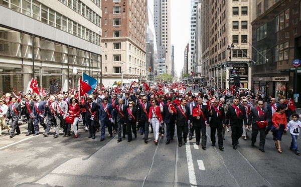 New York'ta Türk Günü Yürüyüşü - Sayfa 1