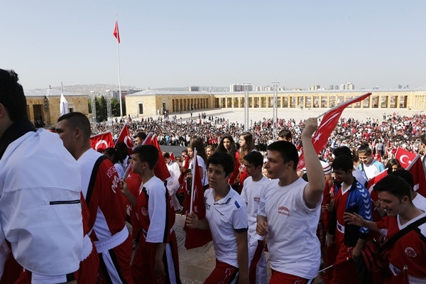 Türkiye'de 19 Mayıs coşkusu - Sayfa 3