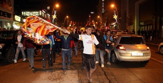 Cimbom 4. yıldıza kavuştu, taraftar coştu! - Sayfa 4