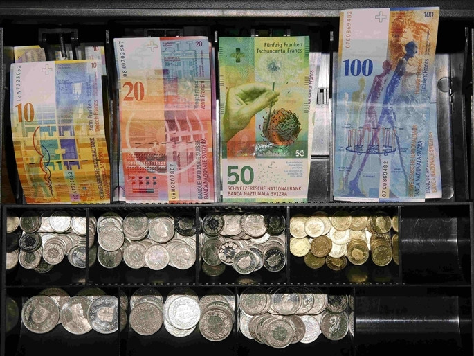 İsviçre, paralarını cüzdana sığdırdı - Sayfa 4