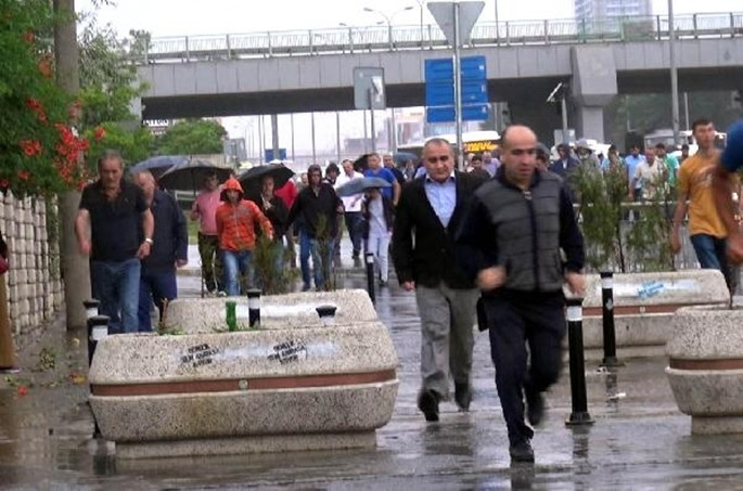 İstanbul güne yağmurla uyandı - Sayfa 2