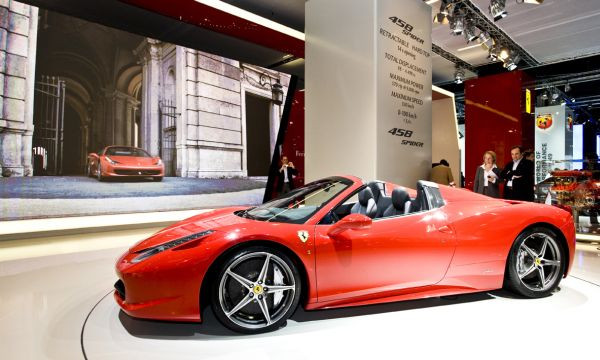 540 bin Euro'luk yeni Ferrari Türkiye yollarında - Sayfa 2