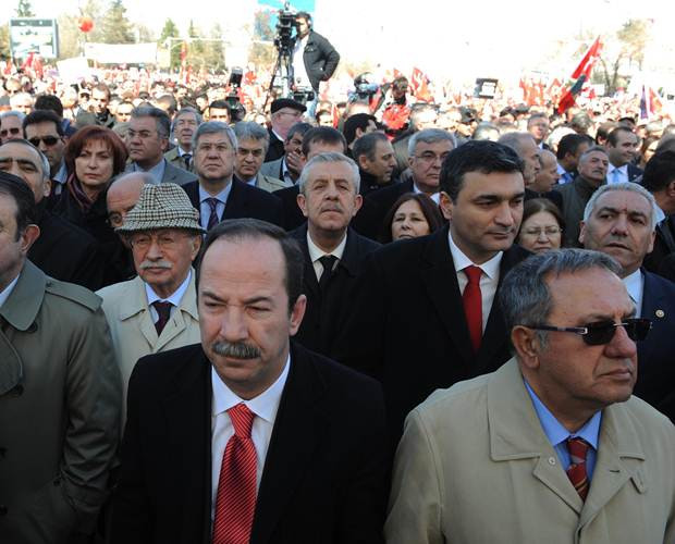 CHP 4+4+4 protestosu için Tandoğan'da toplandı - Sayfa 3