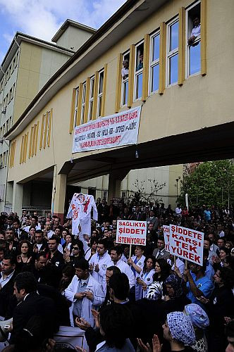 Sağlık emekçileri meydanlara indi, "Bakan yeter" dedi - Sayfa 3