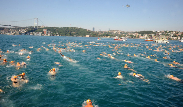 Binlerce sporcu kulaçla Boğaz'ı geçti - Sayfa 4