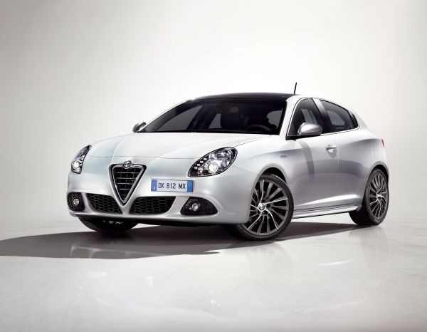 Alfa Romeo'dan 1 yıl sonra ödemeli kredi kampanyası - Sayfa 1