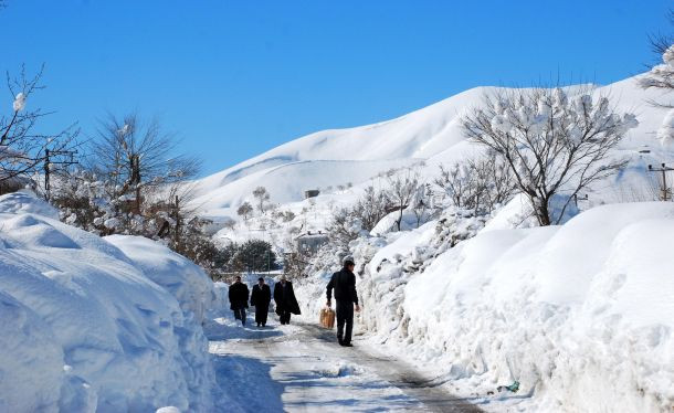 Bir ev boyu kadar kar - Sayfa 3