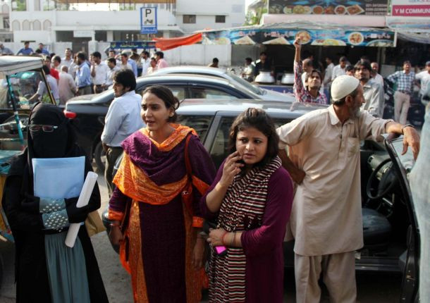 Pakistan'da 7.7'lik deprem - Sayfa 1