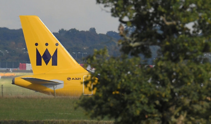 Monarch Airlines iflas etti