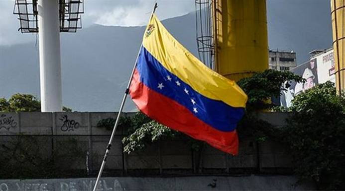 Venezuela'da petrol şirketinin başkan vekiline gözaltı