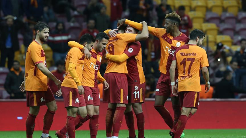 Galatasaray son 9 derbide kayıp