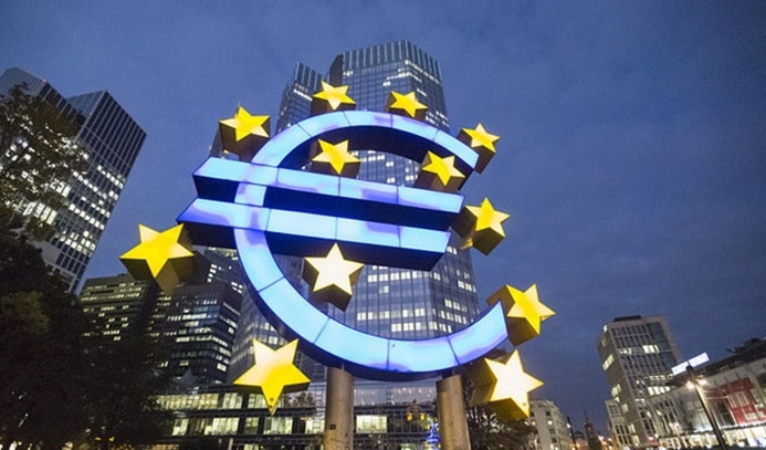 Euro Bölgesi 10 yılın en hızlı büyümesini yaşıyor