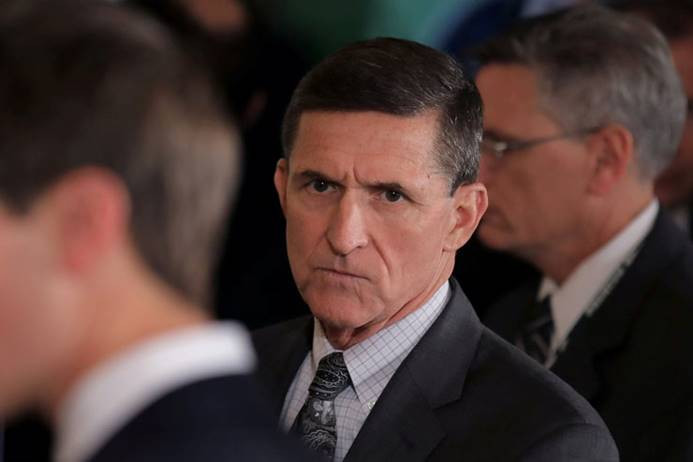 Trump'ın görevden aldığı Flynn itirafçı oldu