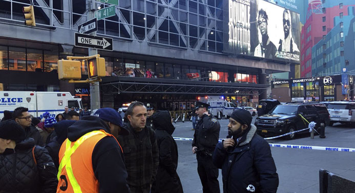 New York'ta otobüs terminalinde patlama