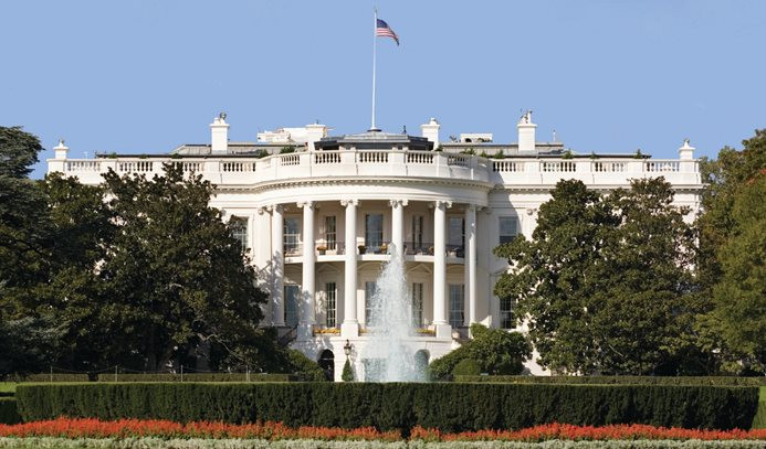 Beyaz Saray'da yaprak dökümü