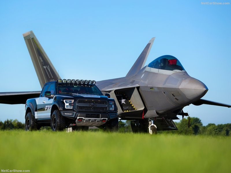 Ford'dan uçan canavar: F-150 Raptor F 22 Concept - Sayfa 4