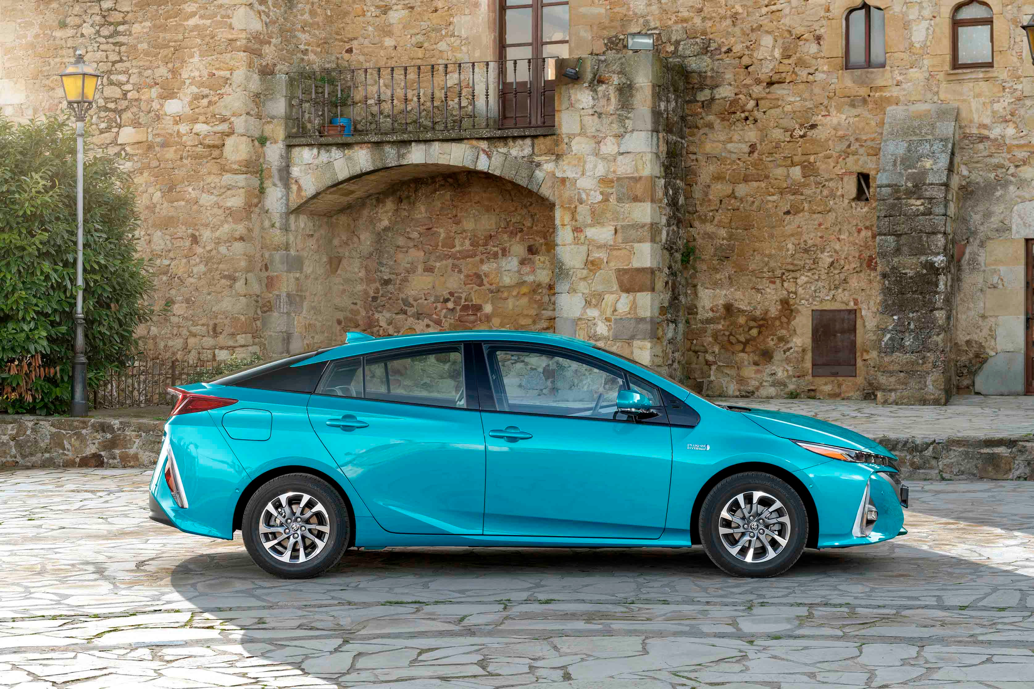 İşte en çevreci otomobil: Toyota Prius Plug-in Hybrid