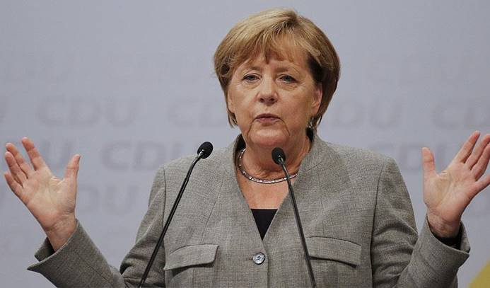Angela Merkel, 4 kez seçimi kazandı