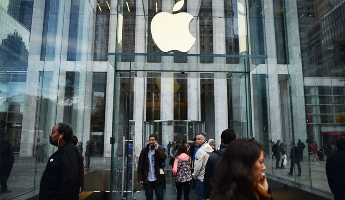 Apple'ın geliri rekor kırdı, iPhone satışları düştü 