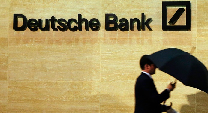 Deutsche Bank son çeyrekte de zarar etti