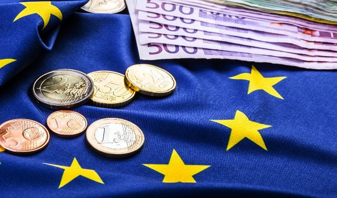 Euro Bölgesi'nde yıllık enflasyon düştü