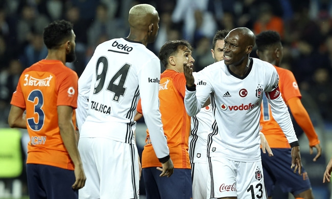 Kritik maçta galibiyet Medipol Başakşehir'in