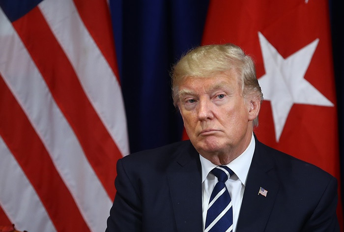 Trump: Çin'le ticaret savaşı içinde değiliz