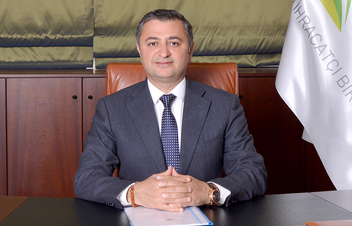 Otomotivciler sağlık çalışanları için 2.500 maske üretecek ...