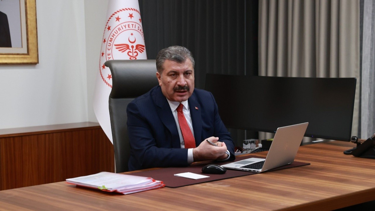 Bakan Koca: Uluslararası standartlarda üretilen ilk yerli aşımız kullanıma hazır