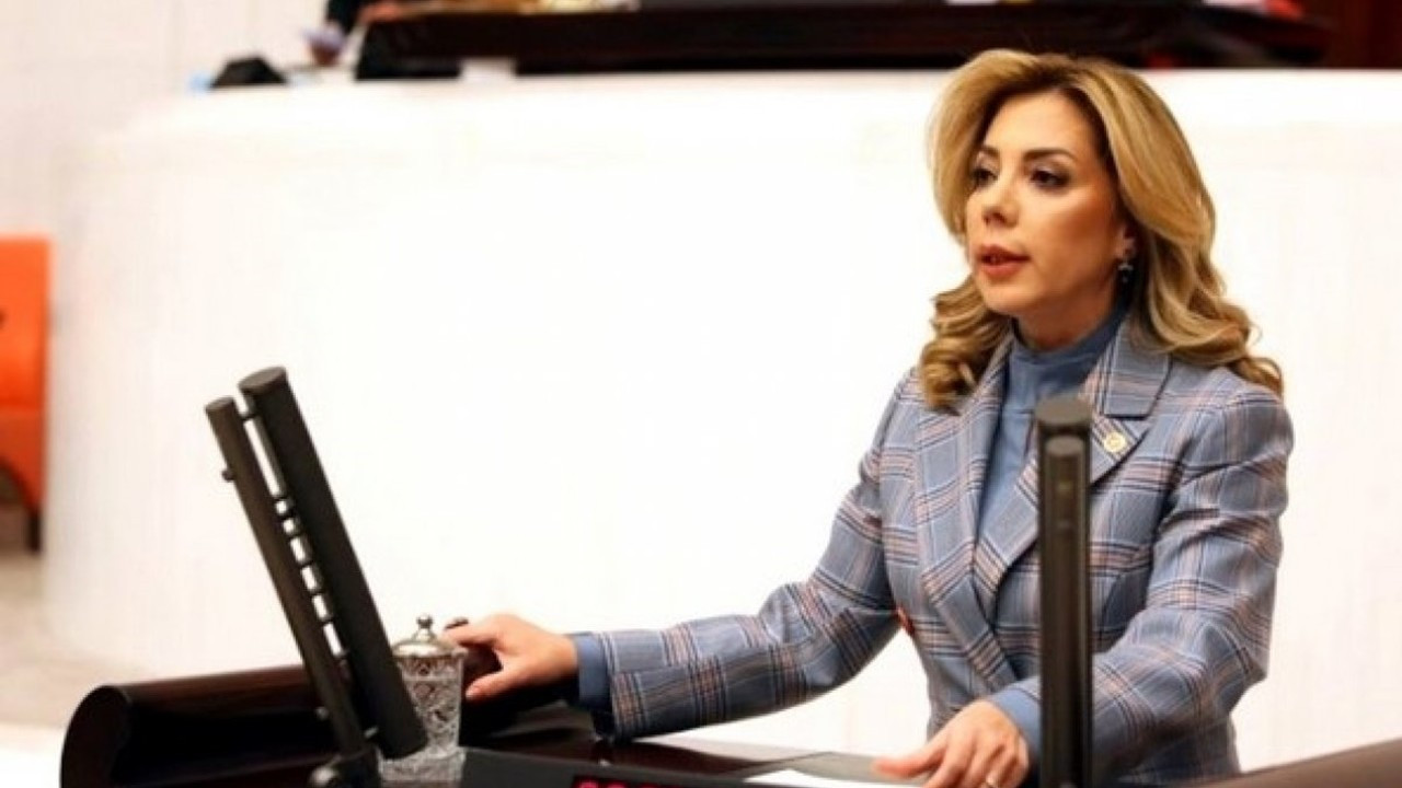 AK Parti Milletvekili Gökcan'ın eşi COVID-19'dan hayatını kaybetti