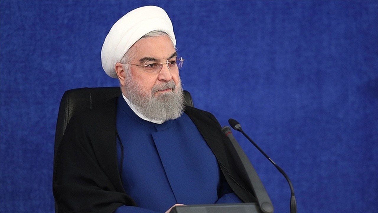 İran Cumhurbaşkanı Ruhani'den şiir açıklaması