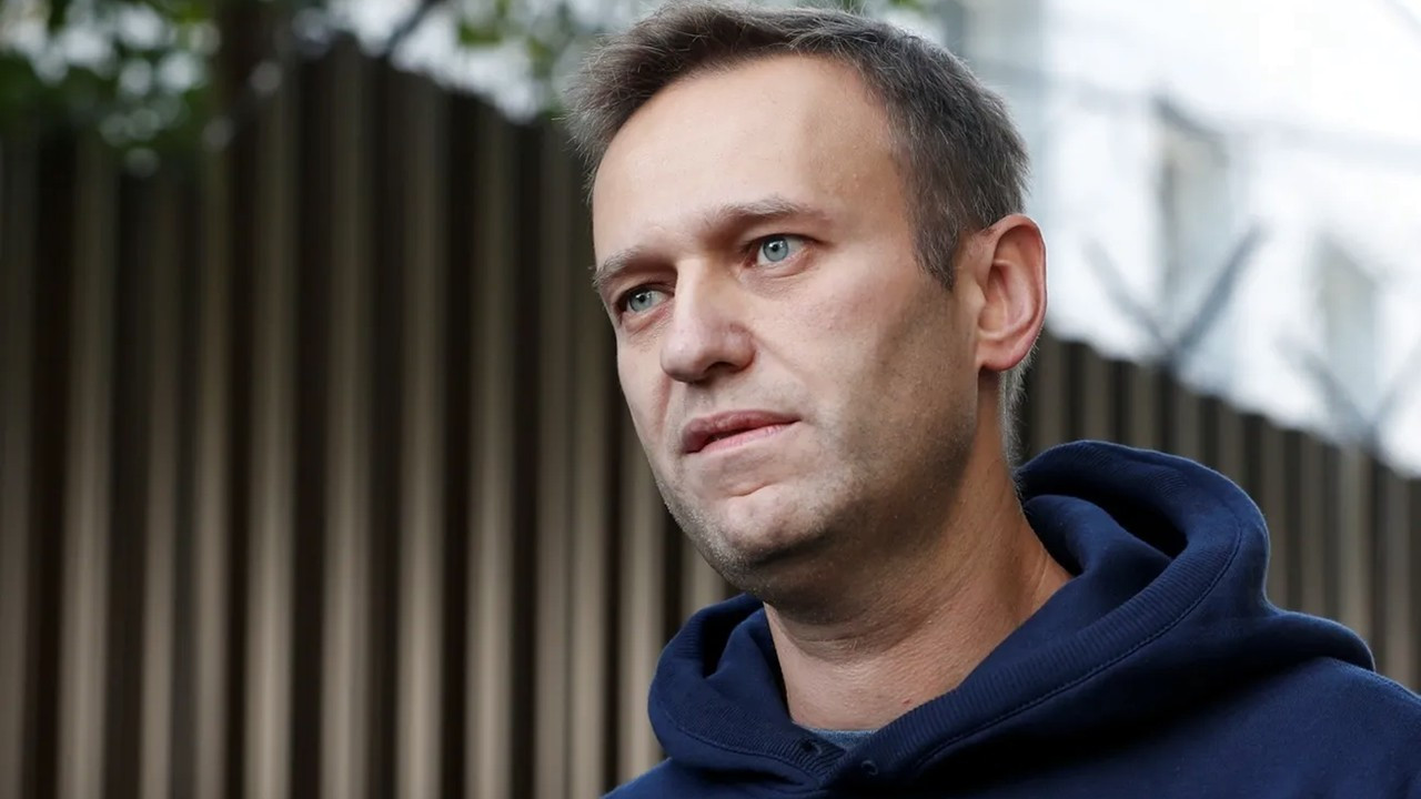 Rus muhalif Navalnıy, Berlin dönüşü gözaltına alındı