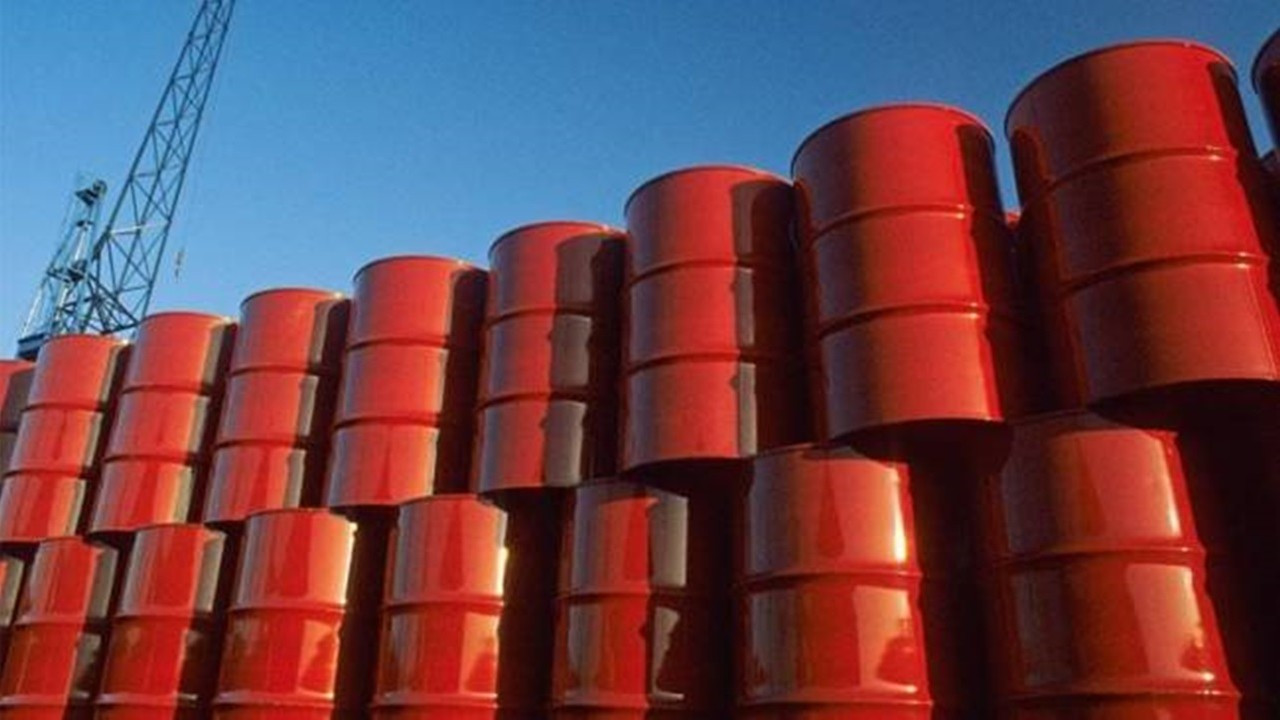 Türkiye'nin petrol ithalatı yüzde 50'ye yakın arttı