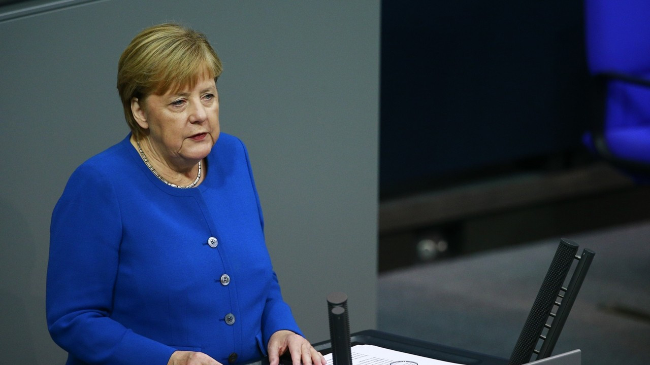 Merkel’den Çin’e üstü kapalı ticaret mesajı
