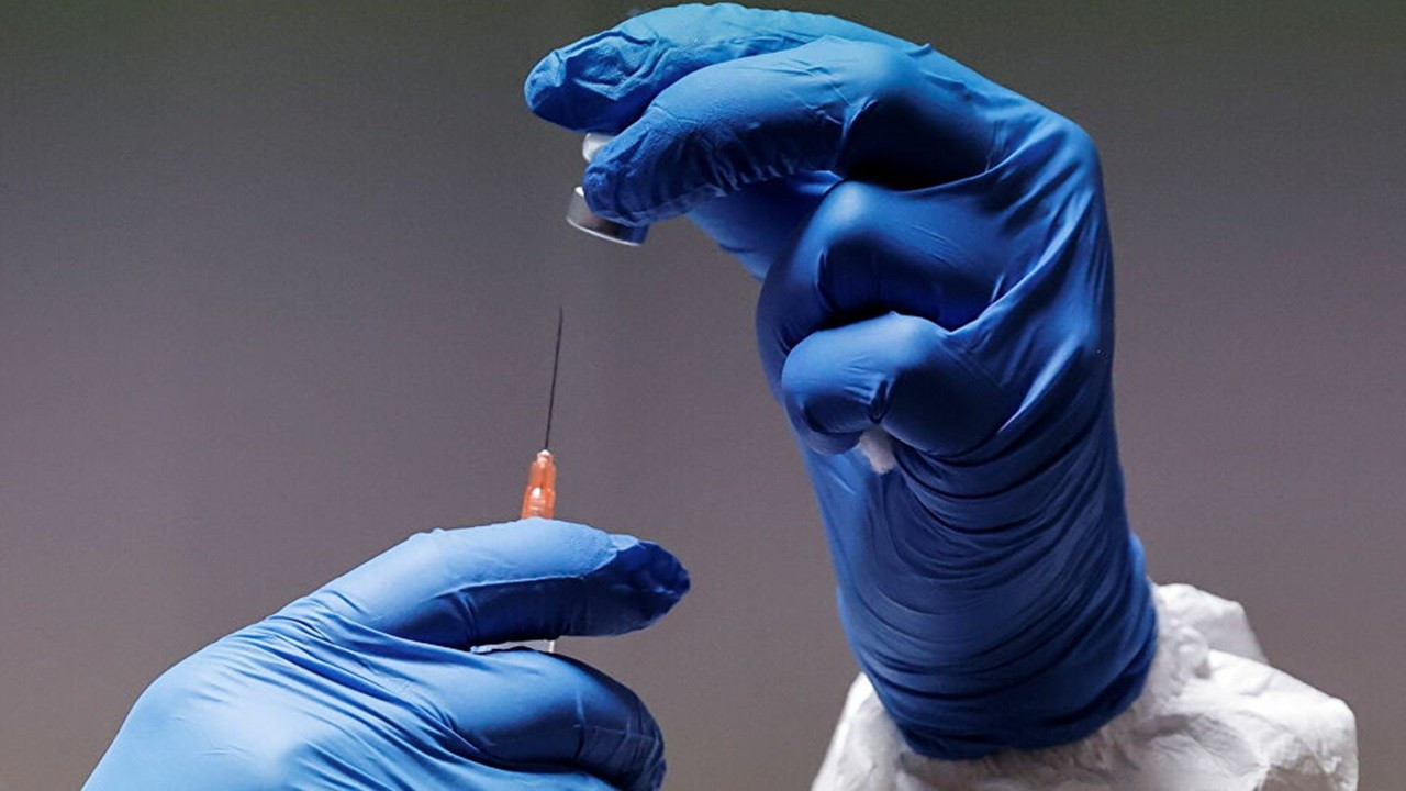 Çin bir COVID-19 aşısına daha yaygın kullanım onayı verdi