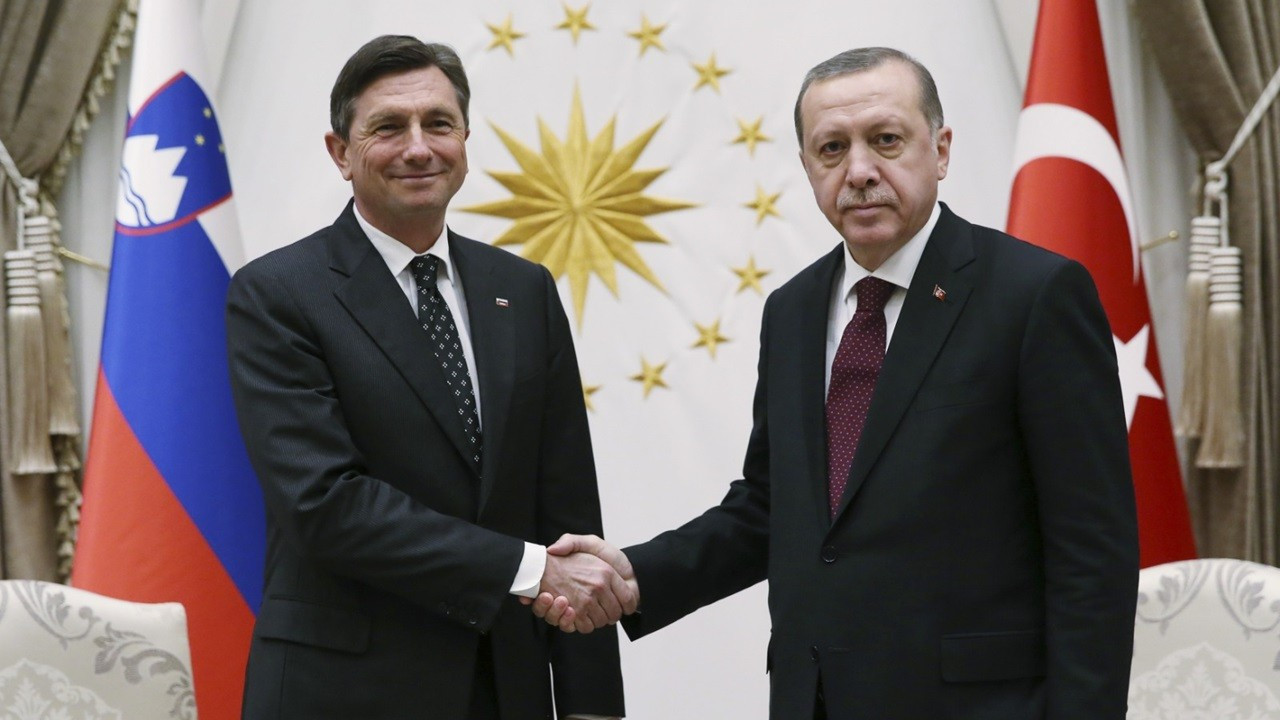 Erdoğan, Slovenya Cumhurbaşkanı Borut Pahor ile telefonda görüştü