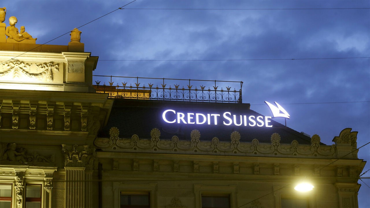 Toparlanma kısa sürdü: Piyasalarda endişe sürüyor; Credit Suisse sert geriledi
