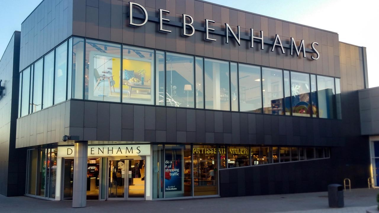 İngiltere'de Debenhams tüm mağazalarını kapatma kararı aldı