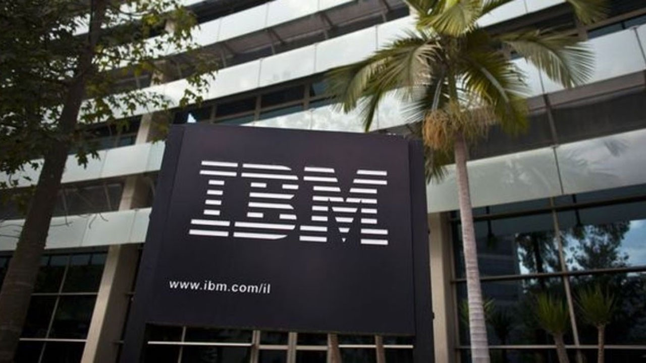 IBM'in ikinci çeyrek geliri beklentileri aştı