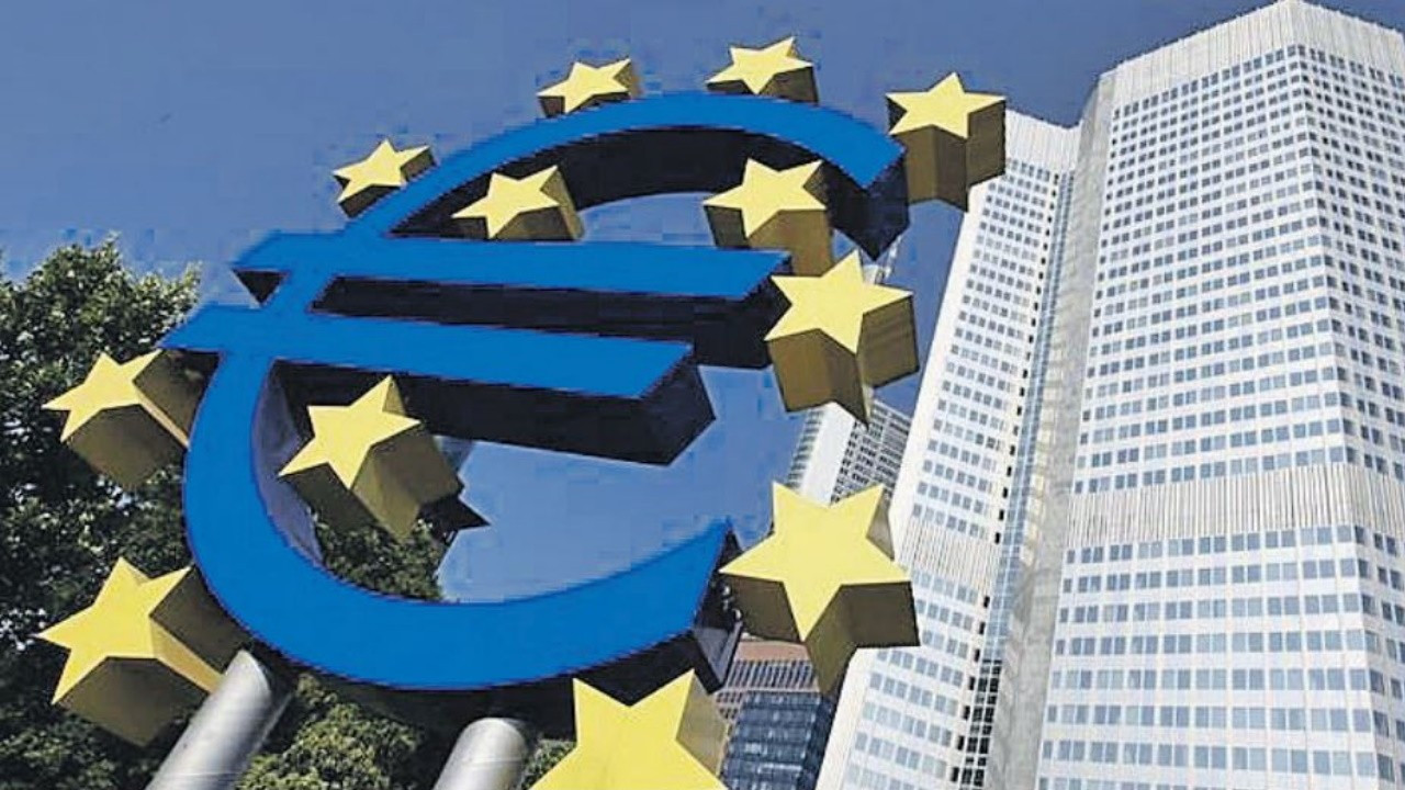Euro Bölgesi'nde enflasyon yüzde 8,6 ile rekor tazeledi