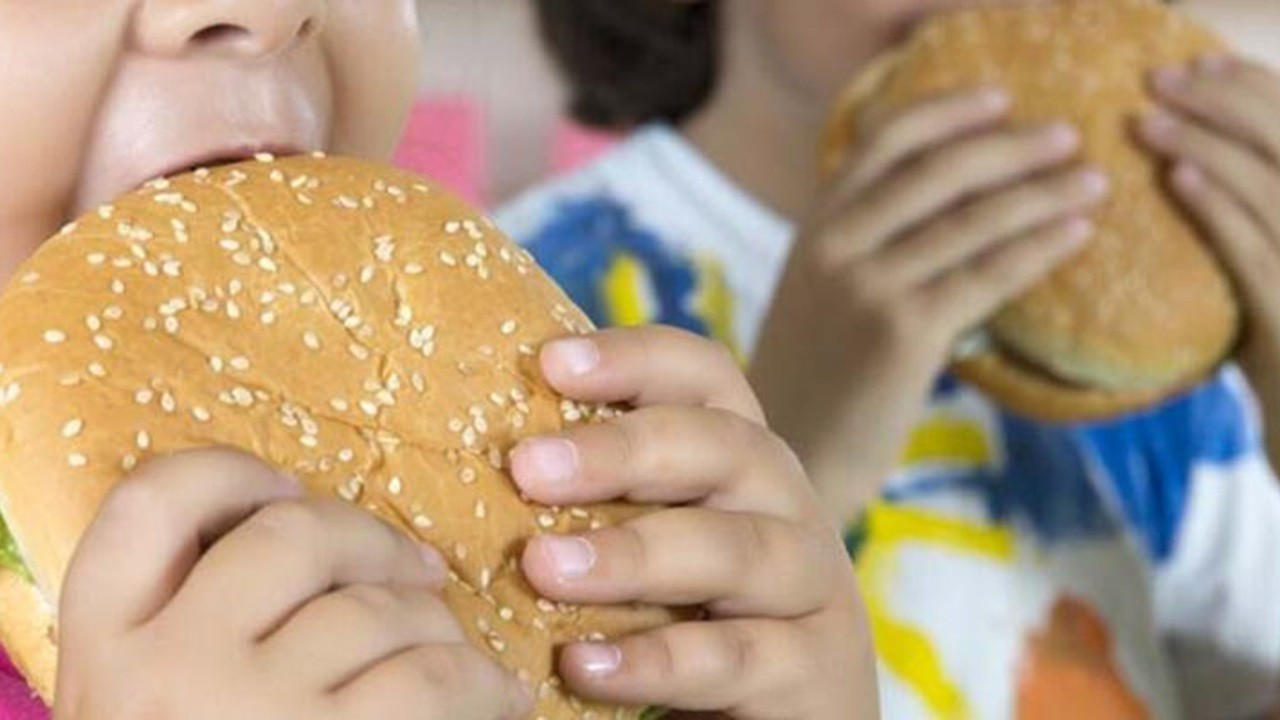Yetersiz beslenen çocuklar öğrenmede sorun yaşıyor