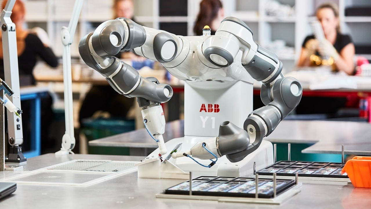 ABB, 2021’e ASTI Mobile Robotics Group'u satın alarak başladı